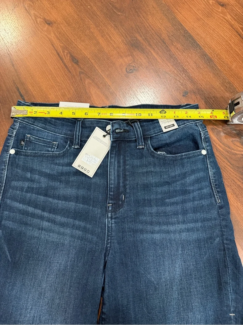 NWT JUDY BLUE Mid Rise Cut Off Shorts Women Sz Large